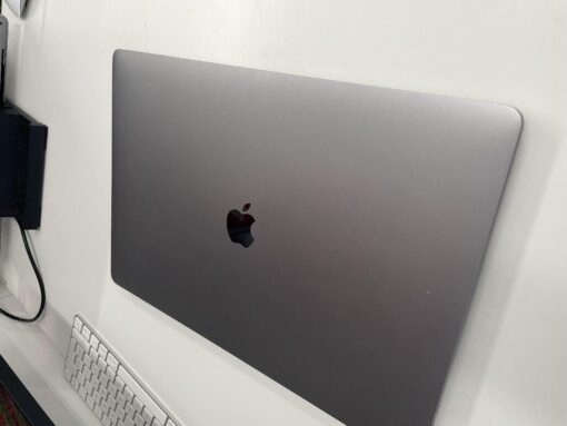 MacBook Pro A2141 2019 16" Core i9 32GB Ram 512GB SSD 60 Cycle Excellent Grade A - Image 8
