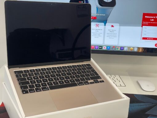 Apple MacBook Air 2022 M2 8-Core 8GB 256GB SSD – Gold – Mint Condition, Only 8 Cycles - Image 2