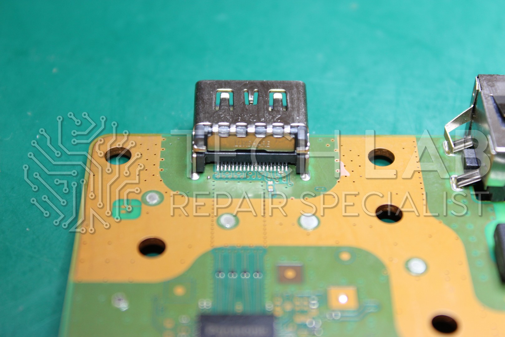 PS5 HDMI Display Port Replacement - Image 5